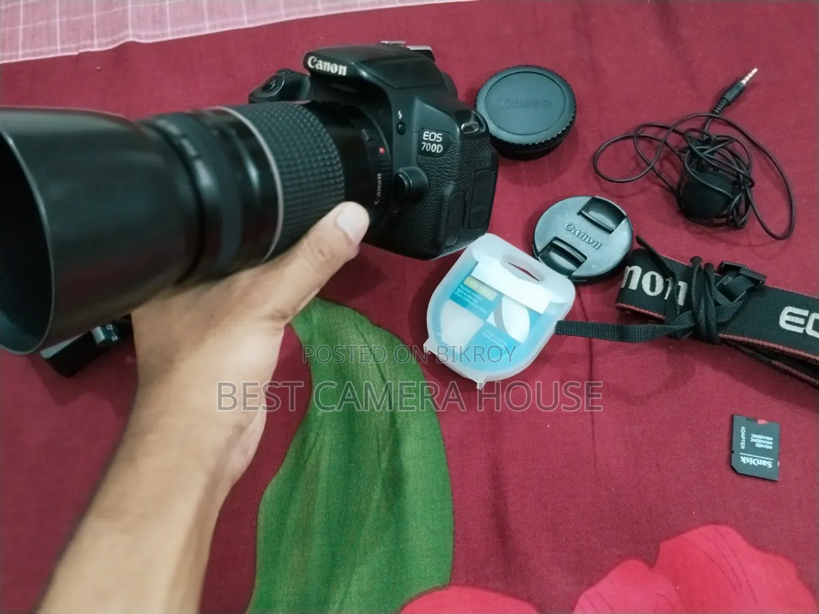 700d+75-300mm Zoom With Box