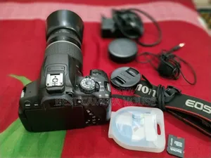 700d+75-300mm Zoom With Box