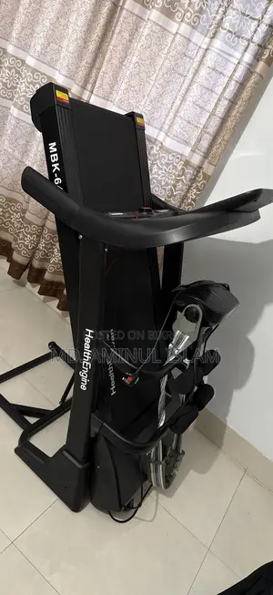 Motorized Treadmill K6481m