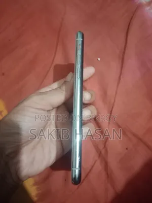 Apple iPhone X 64 GB White