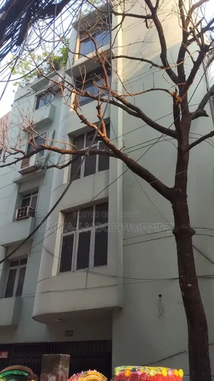 12bdrm House in June 02, Dhanmondi for Sale