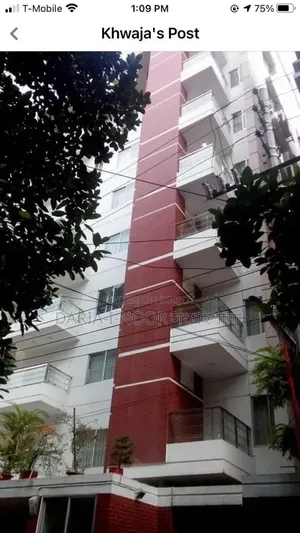 12bdrm House in June 02, Dhanmondi for Sale