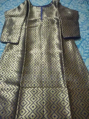 মহিলাদের পোশাক