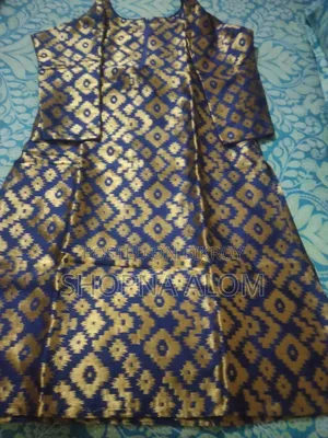 মহিলাদের পোশাক