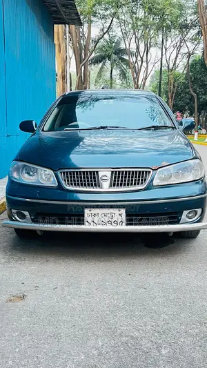 Nissan Sunny 2003 Green