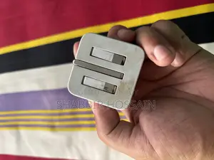 Apple Adapter