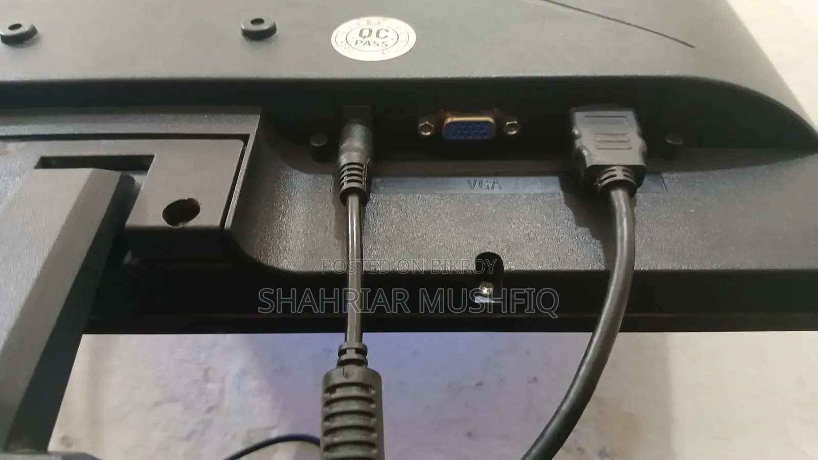 Second-hand monitor for 4500 Taka, Location: Khulna, Contact us