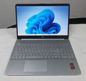 Laptop HP 15 8GB AMD Ryzen 5 SSD 512GB