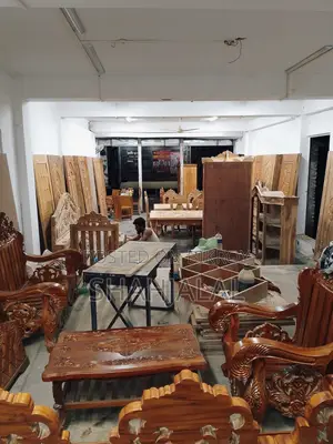 সাউথ বনশ্রী মেইন রোডে ৯০০ বর্গফুটের গ্রাউন্ড ফ্লোর দোকান ভাড়া
