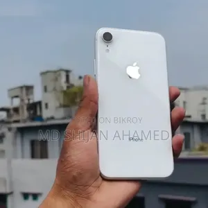 Apple iPhone XR 64 GB White