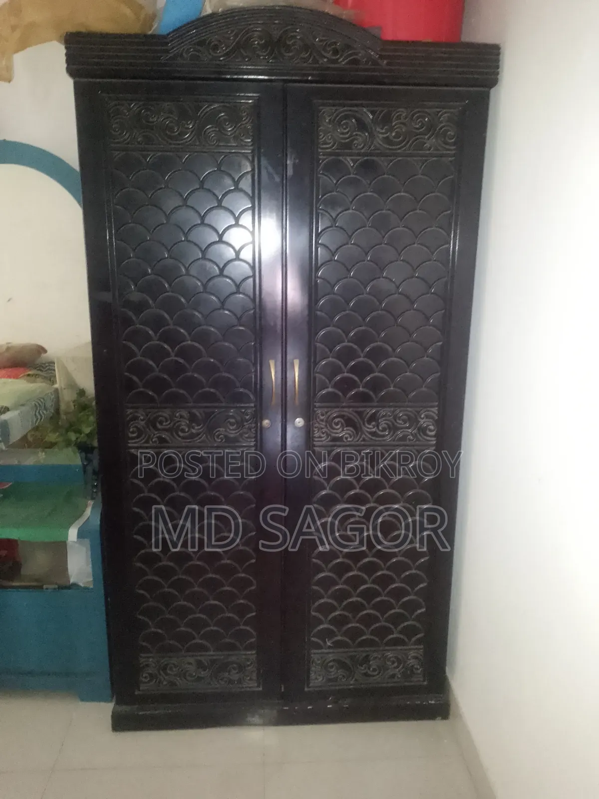 Almirah for sale
