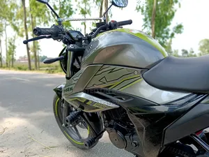 Suzuki 2025 Green