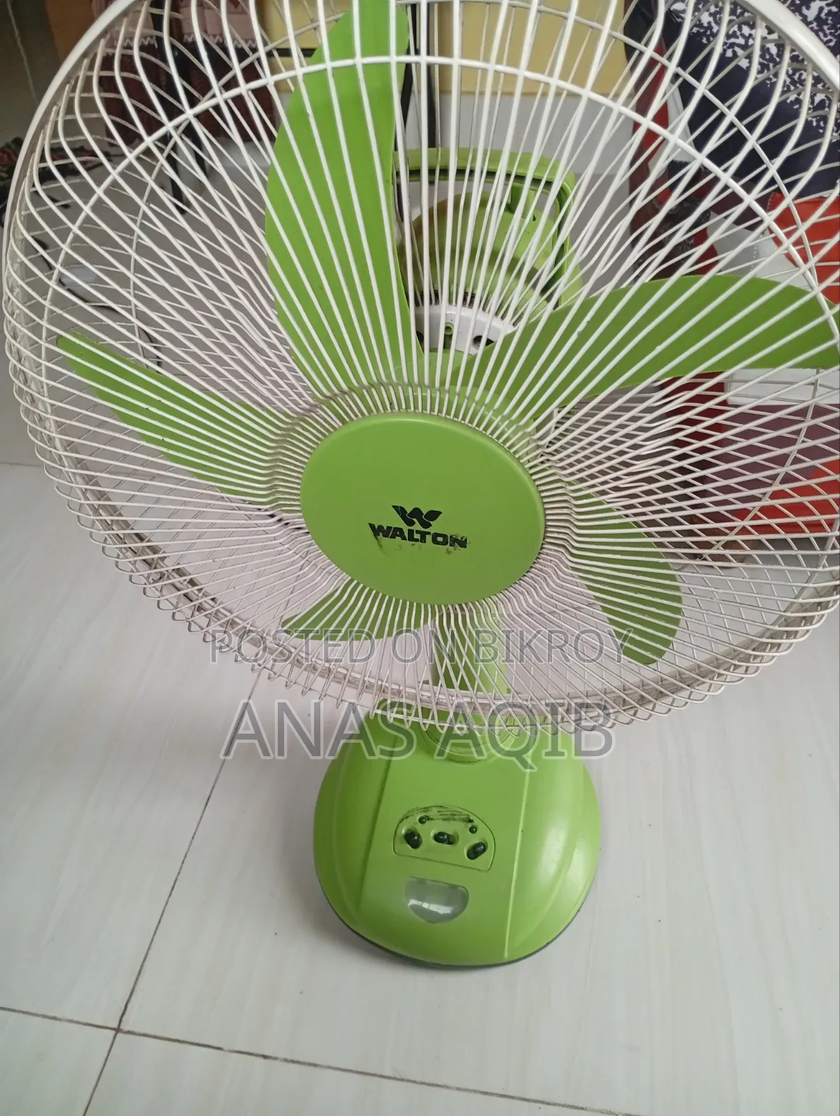 Walton Charger Fan - High Quality, Battery and Connection Issues