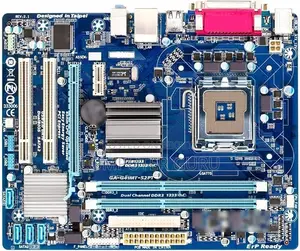 Gigabyte Ga-G41m-Combo Desktop Motherboard