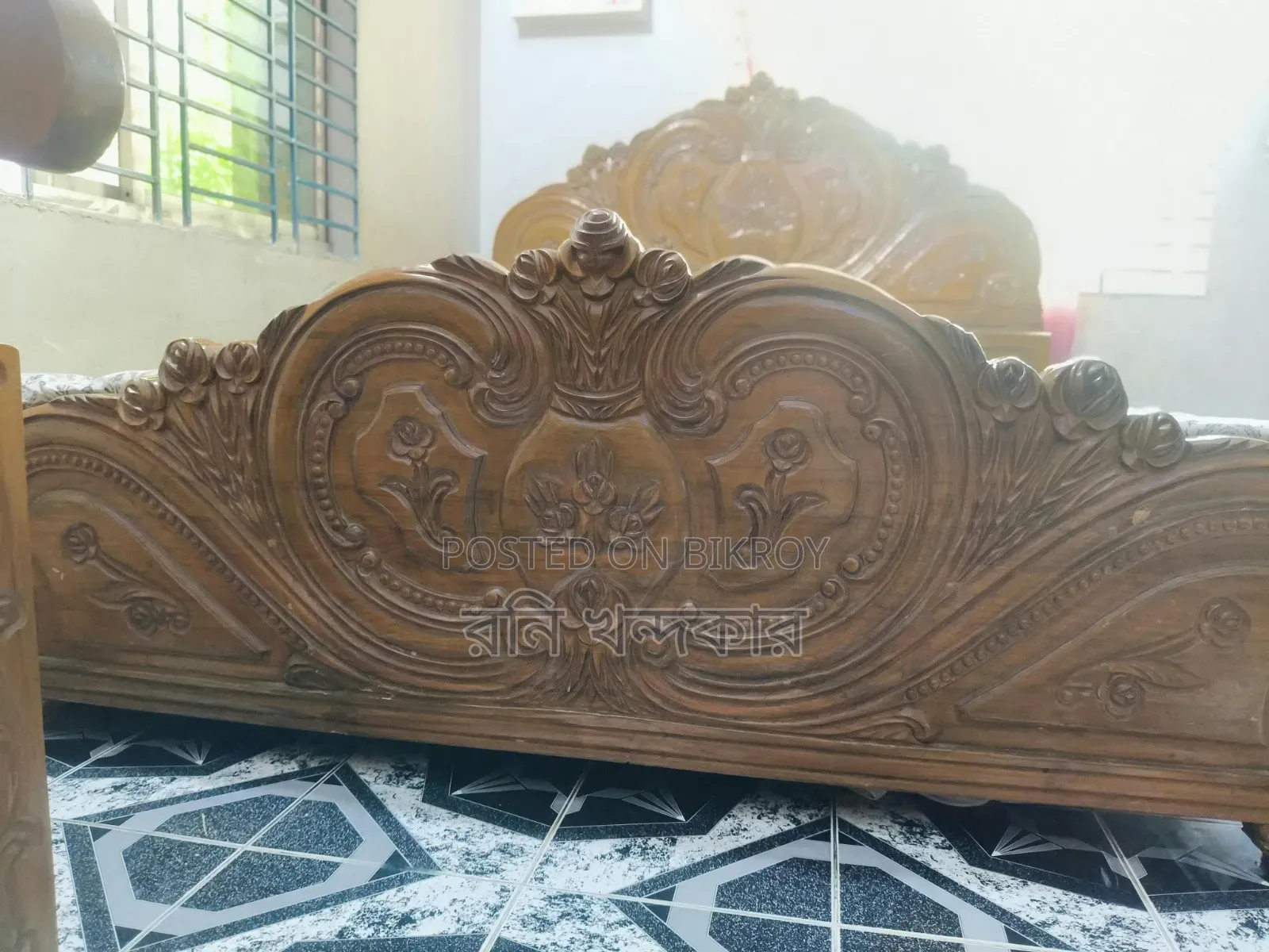 এই বিছানাটি বিক্রি হবে