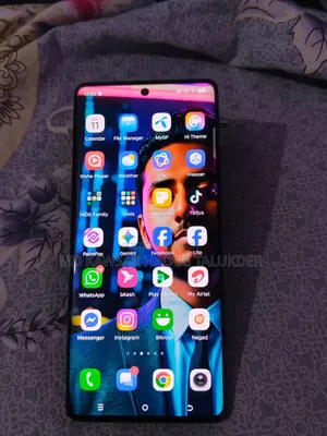 Tecno Camon 40 Pro 4G 256 GB কালো