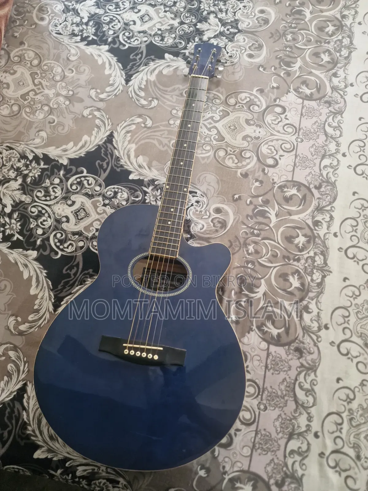 Brand Guitar