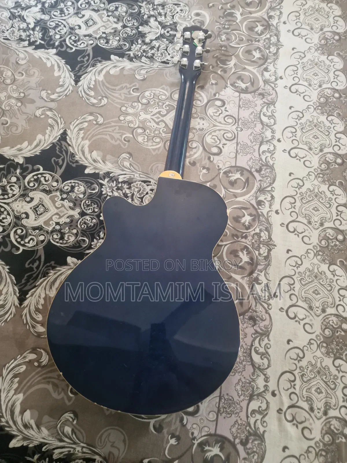 Brand Guitar