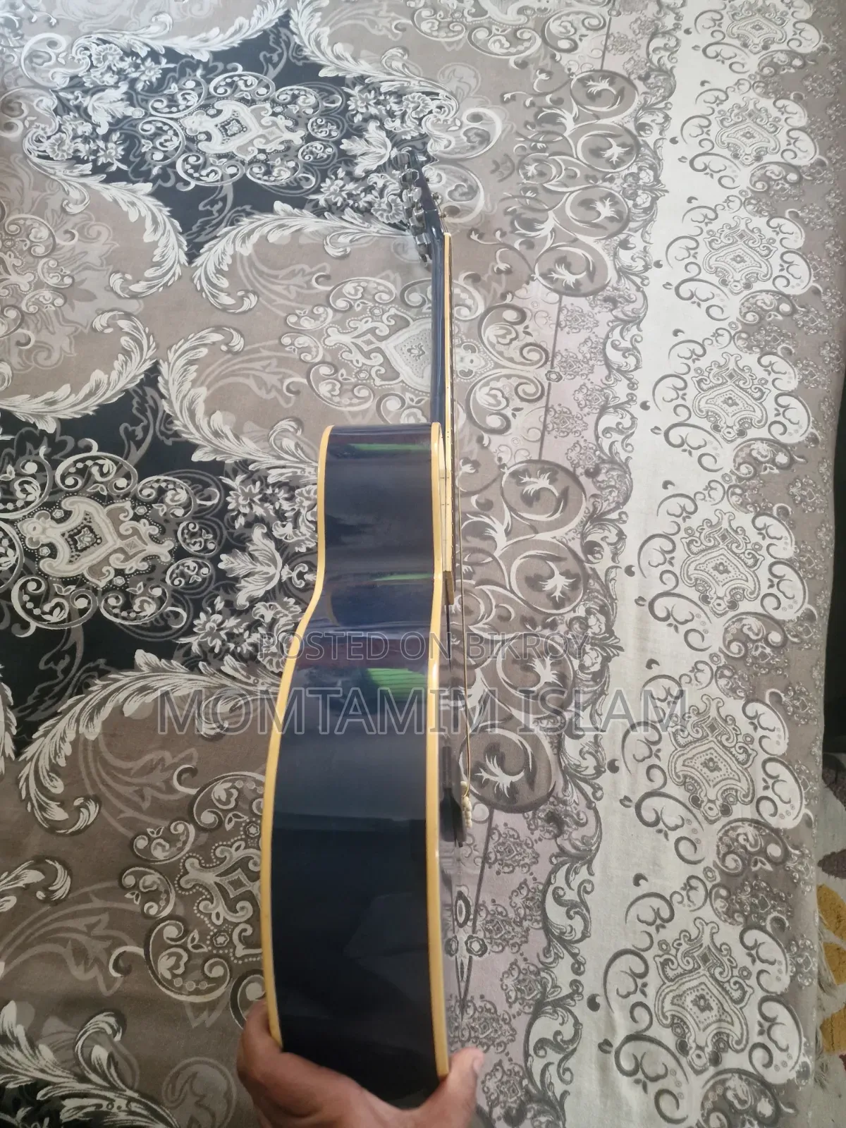 Brand Guitar