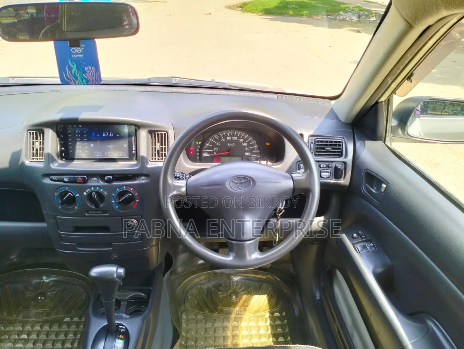 Toyota Probox 2011 White