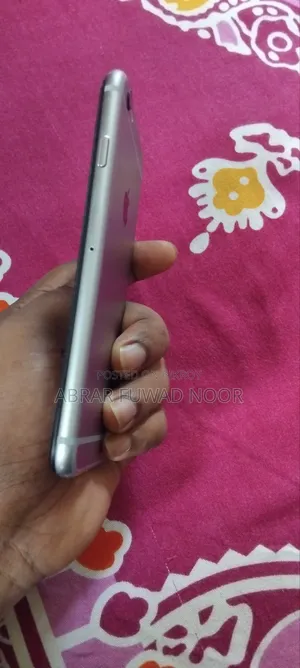 Apple iPhone 6s 16 GB Rose Gold