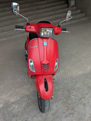 Vespa 150 2019 Red