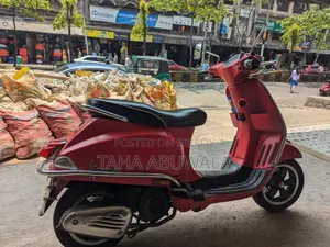 Vespa 150 2019 Red