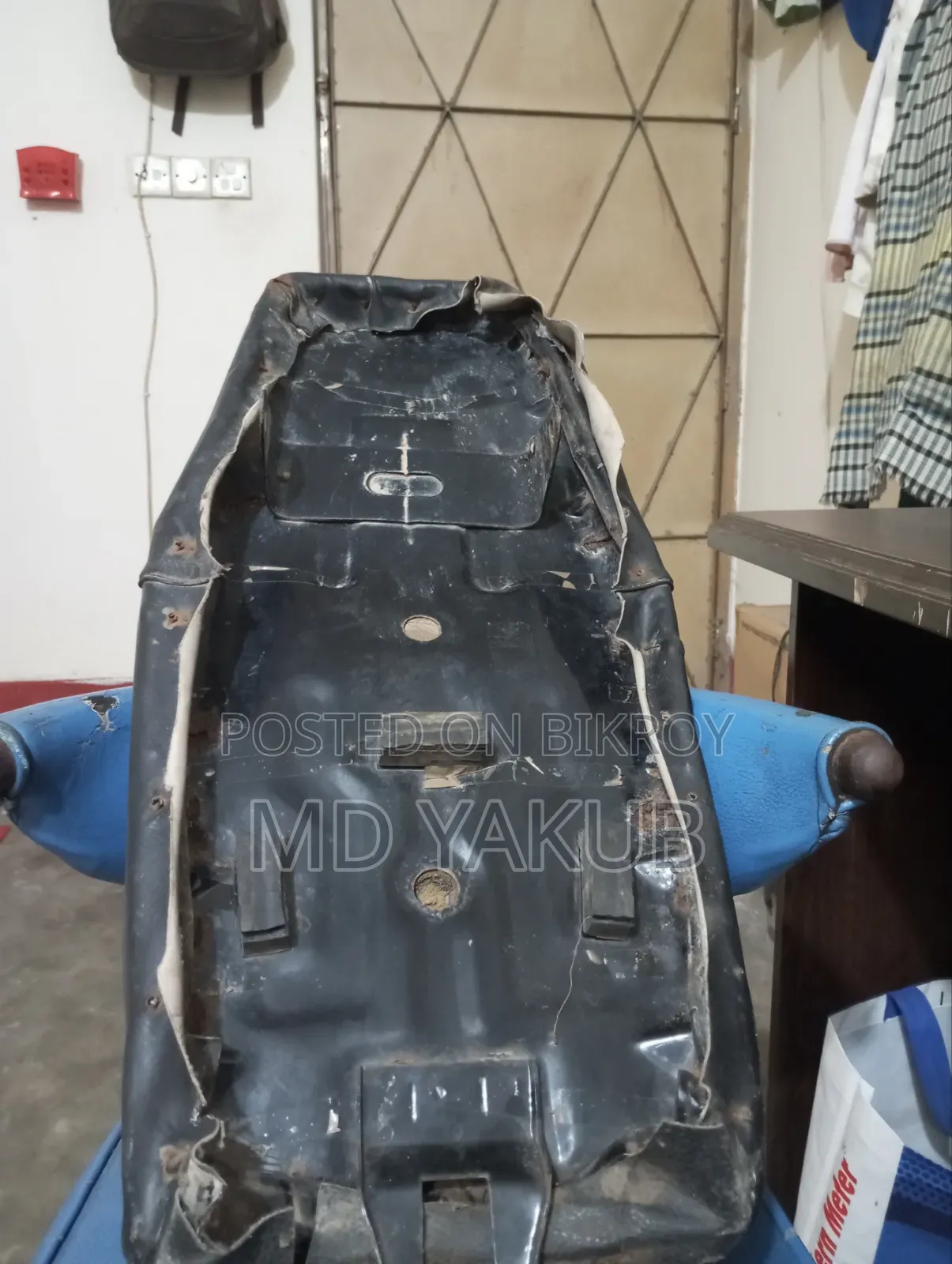 Honda Bike Seat - 100 Cc