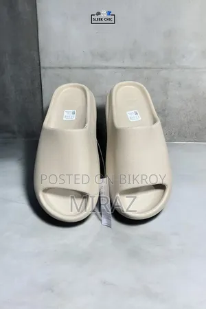 Premium Quality Men's Sabdal 1:1