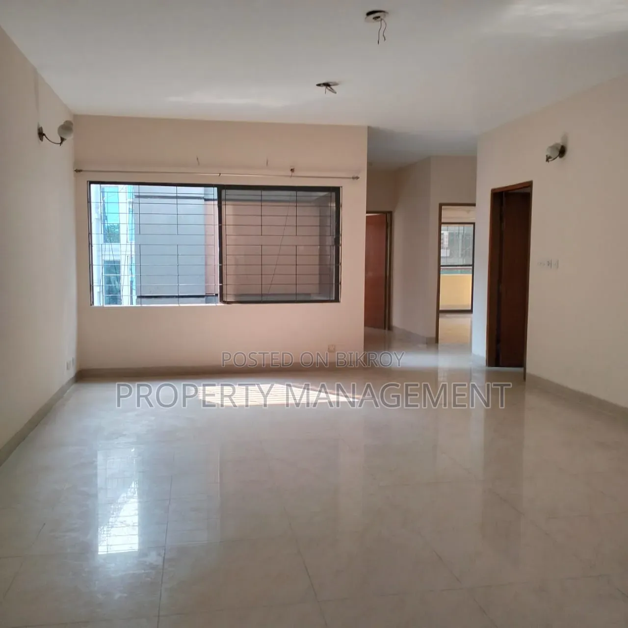 2300sqft Office Rent