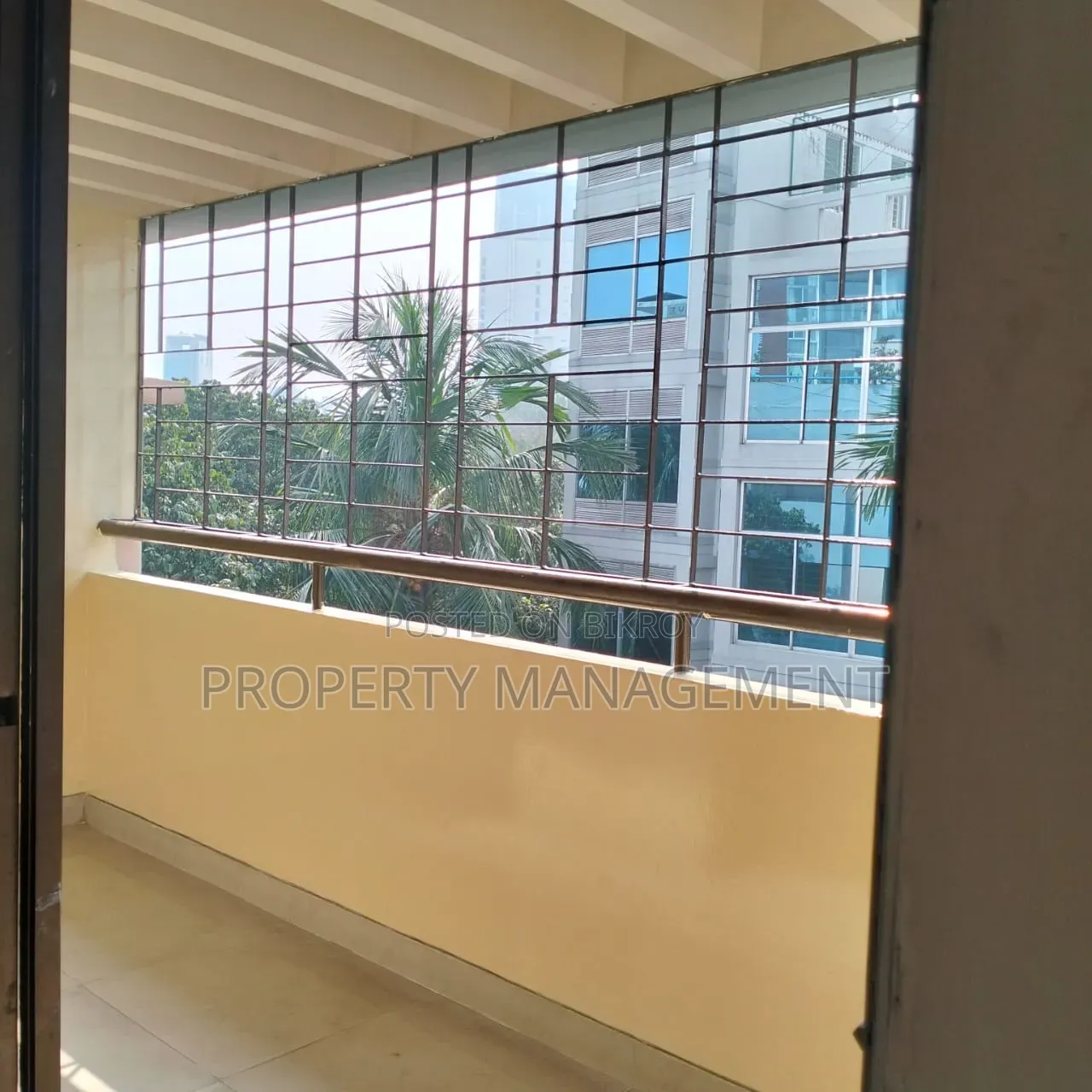 2300sqft Office Rent