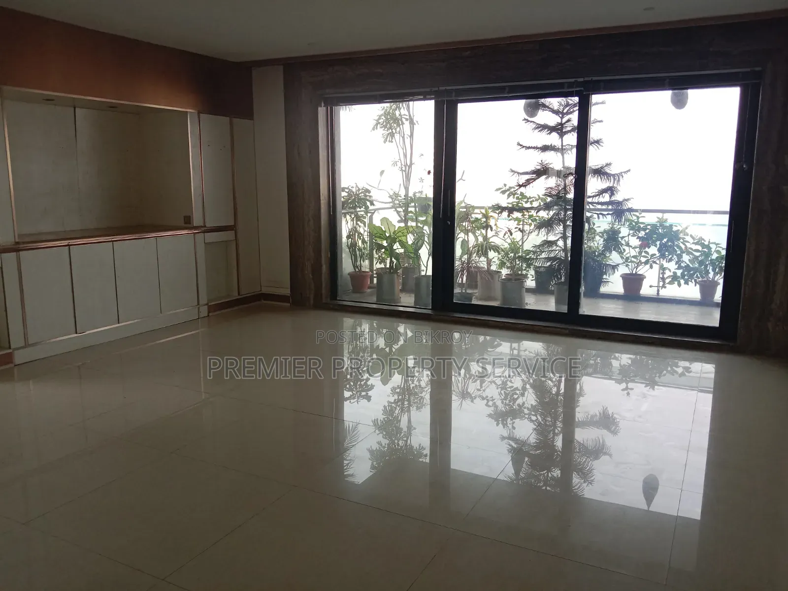 3bdrm Apartment in Premier Property, Gulshan for Sale
