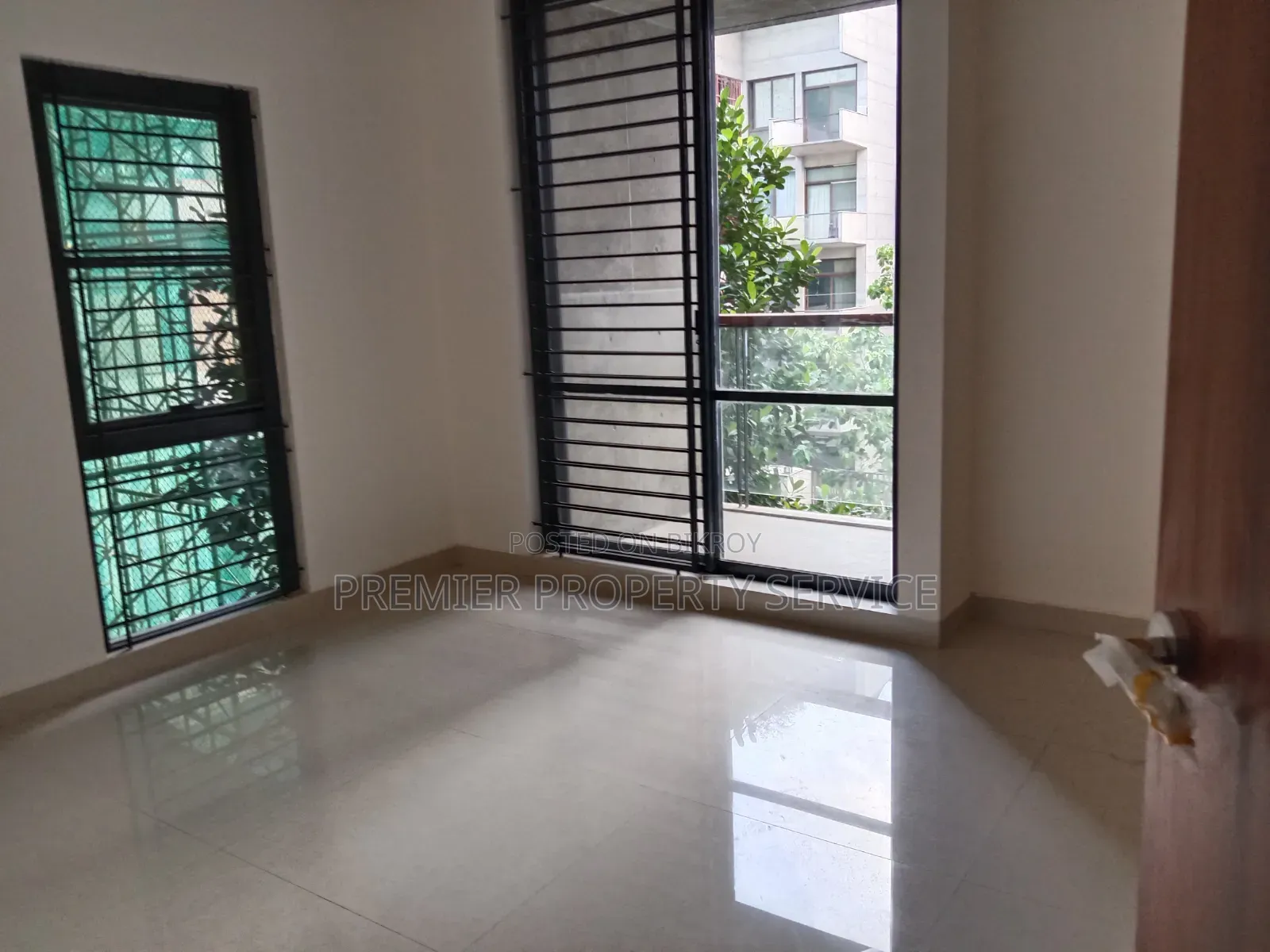 3bdrm Apartment in Premier Property, Gulshan for Sale
