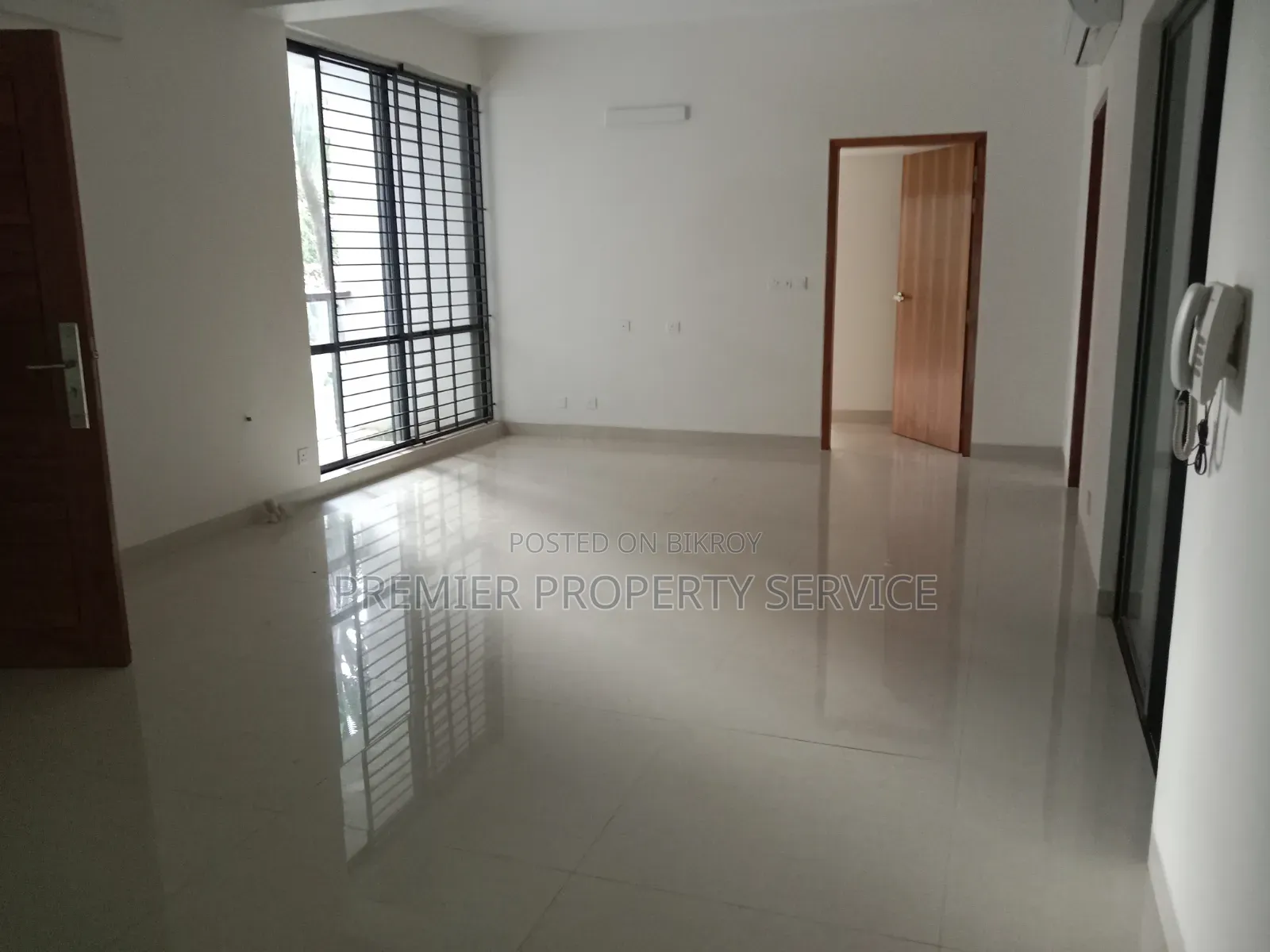 3bdrm Apartment in Premier Property, Gulshan for Sale