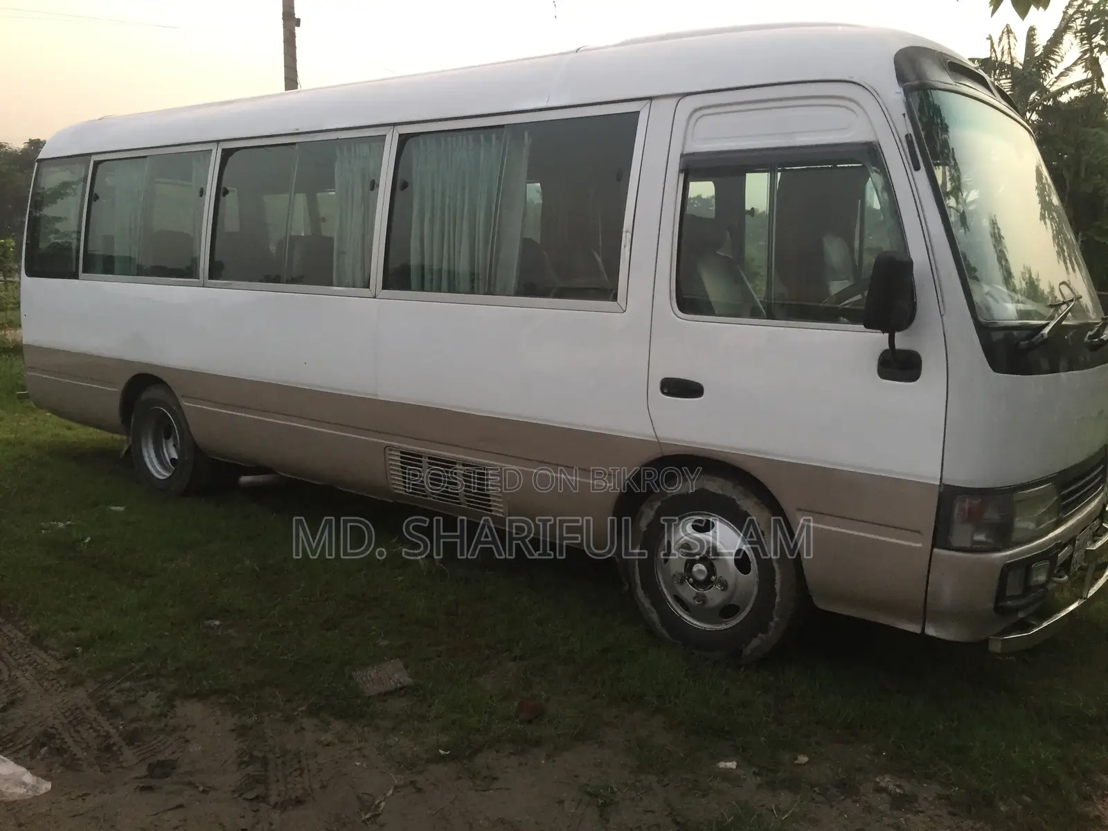 Toyota Coaster 2004 White