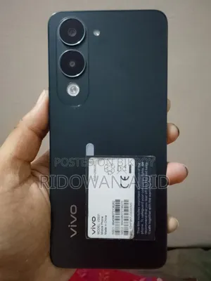 Vivo Y04 256 GB Green