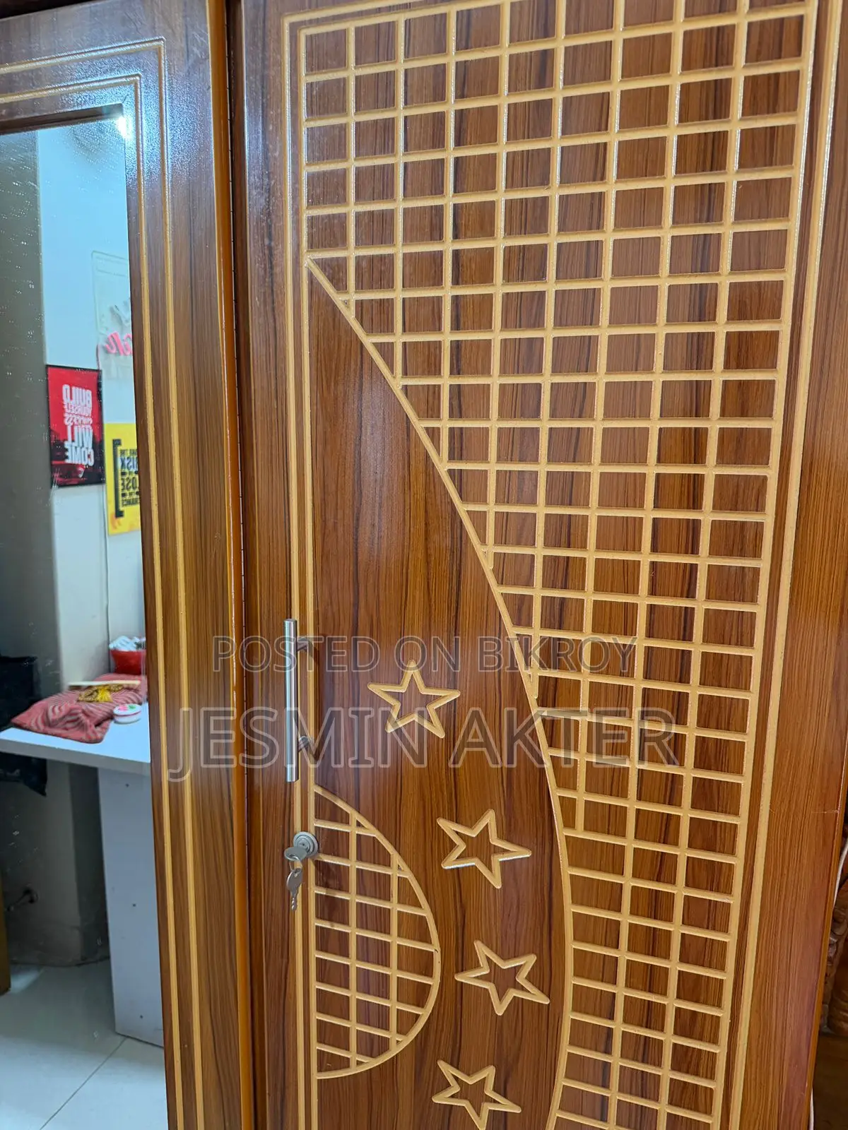 Three Door Board Almira