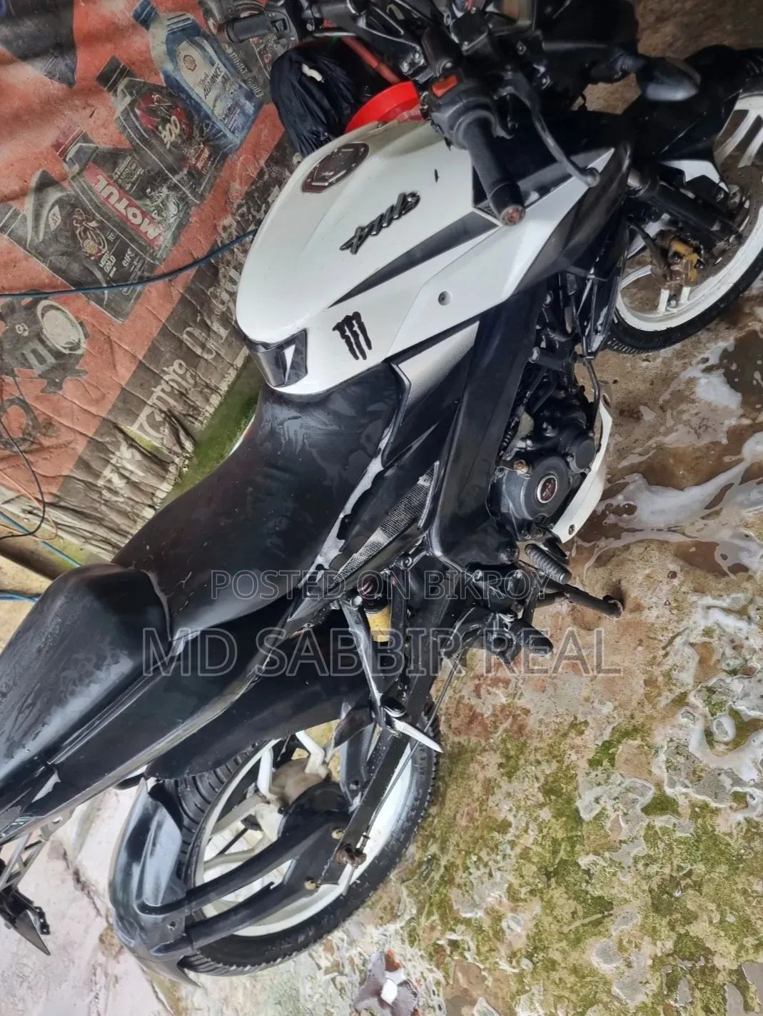 Bajaj Pulsar NS 160 2018 White