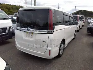 Toyota Noah 1.8 FWD Hybrid (7 Seater) 2021 Pearl