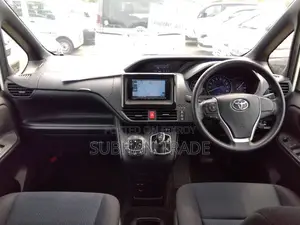 Toyota Noah 1.8 FWD Hybrid (7 Seater) 2021 Pearl