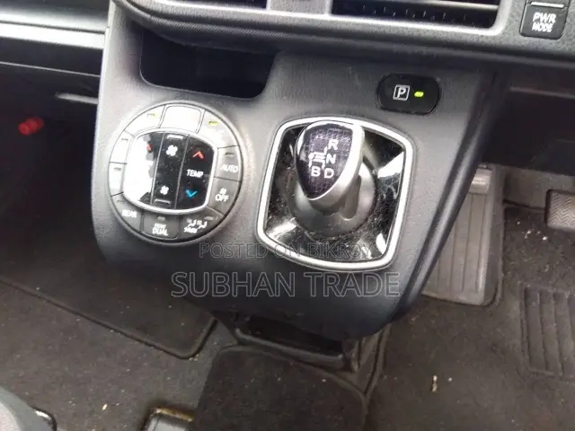 Toyota Noah 1.8 FWD Hybrid (7 Seater) 2021 Pearl