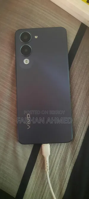Vivo Y04 128 GB Black