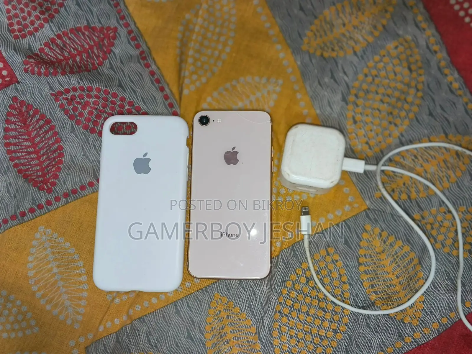 Apple iPhone 8 64 GB Gold