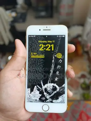 Apple iPhone 8 64 GB Gold