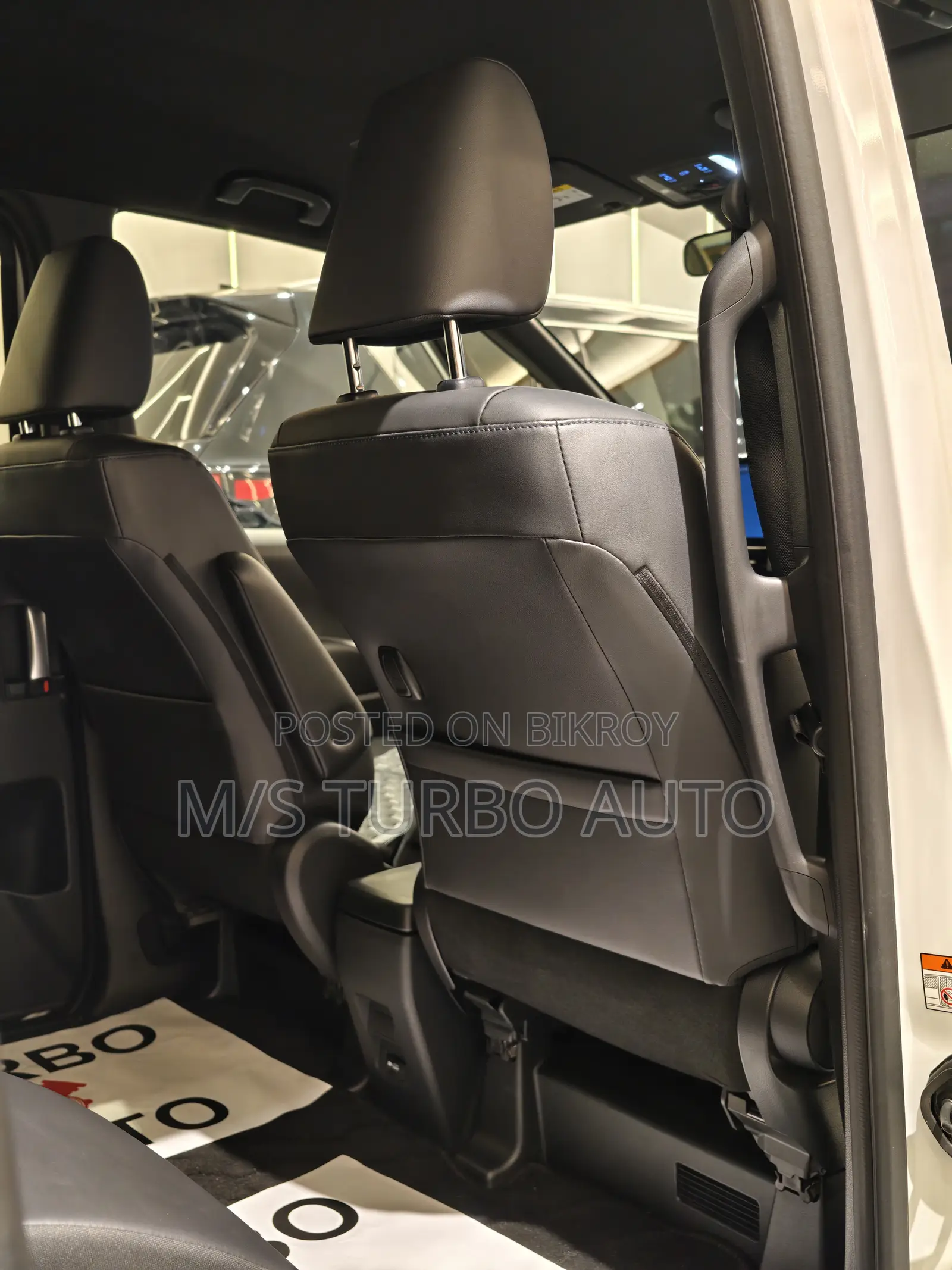 New Toyota Voxy 2025 Pearl