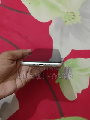 Apple iPhone 11 128 GB White