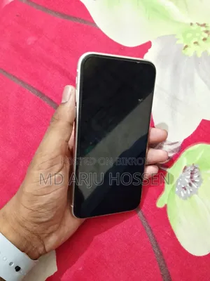 Apple iPhone 11 128 GB White