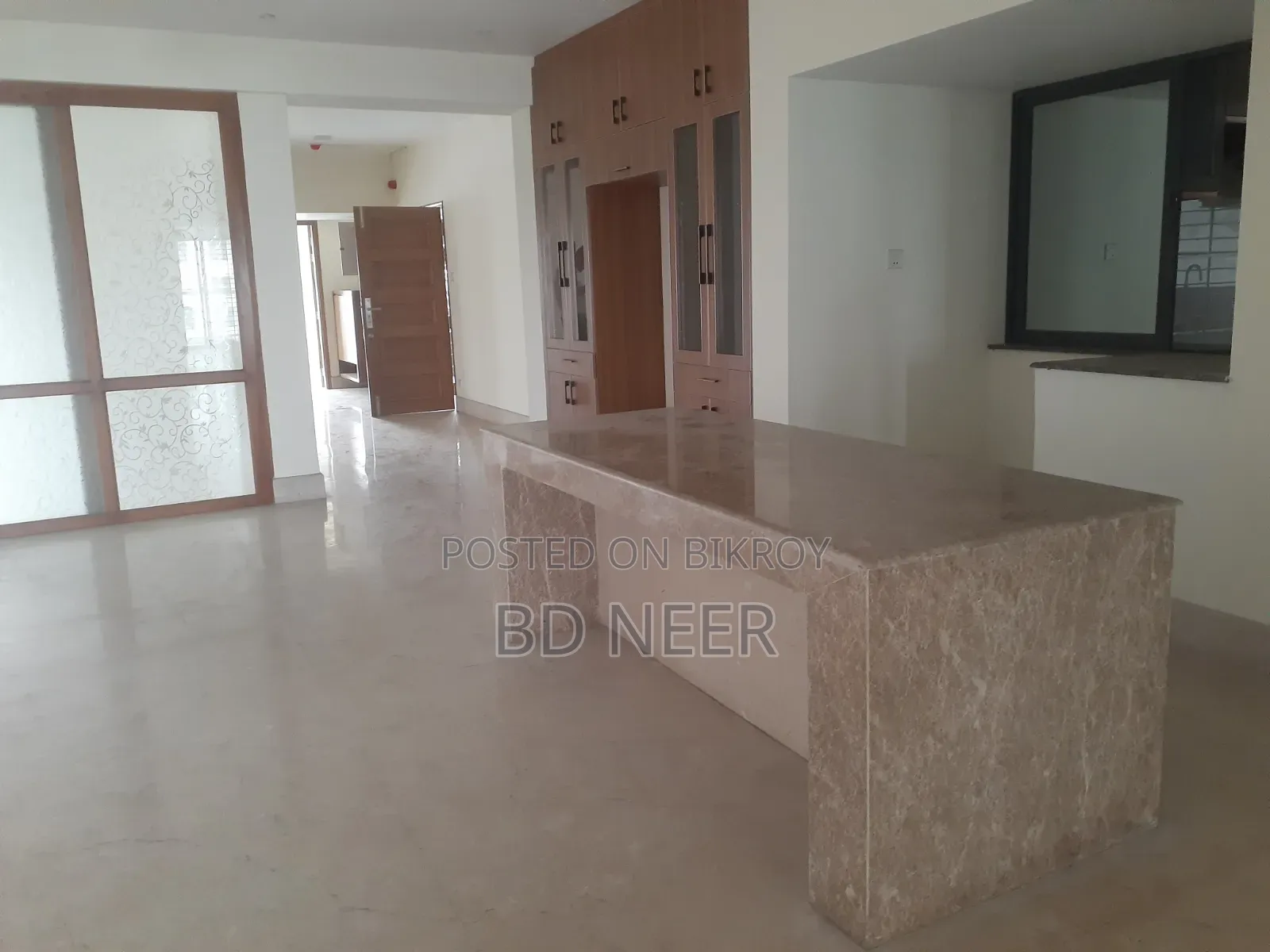5 Bedroom Apartment in Gulshan for Rent
