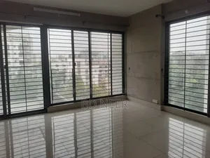 5 Bedroom Apartment in Gulshan for Rent