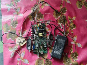 Walton 24' Monitor Full Material Except Display